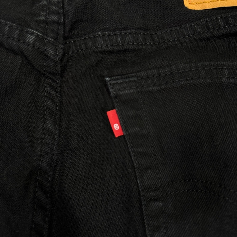 Levis 501 Mens Jeans 33x34 Black Straight Leg Button Fly Denim Classic Casual - Picture 4 of 15